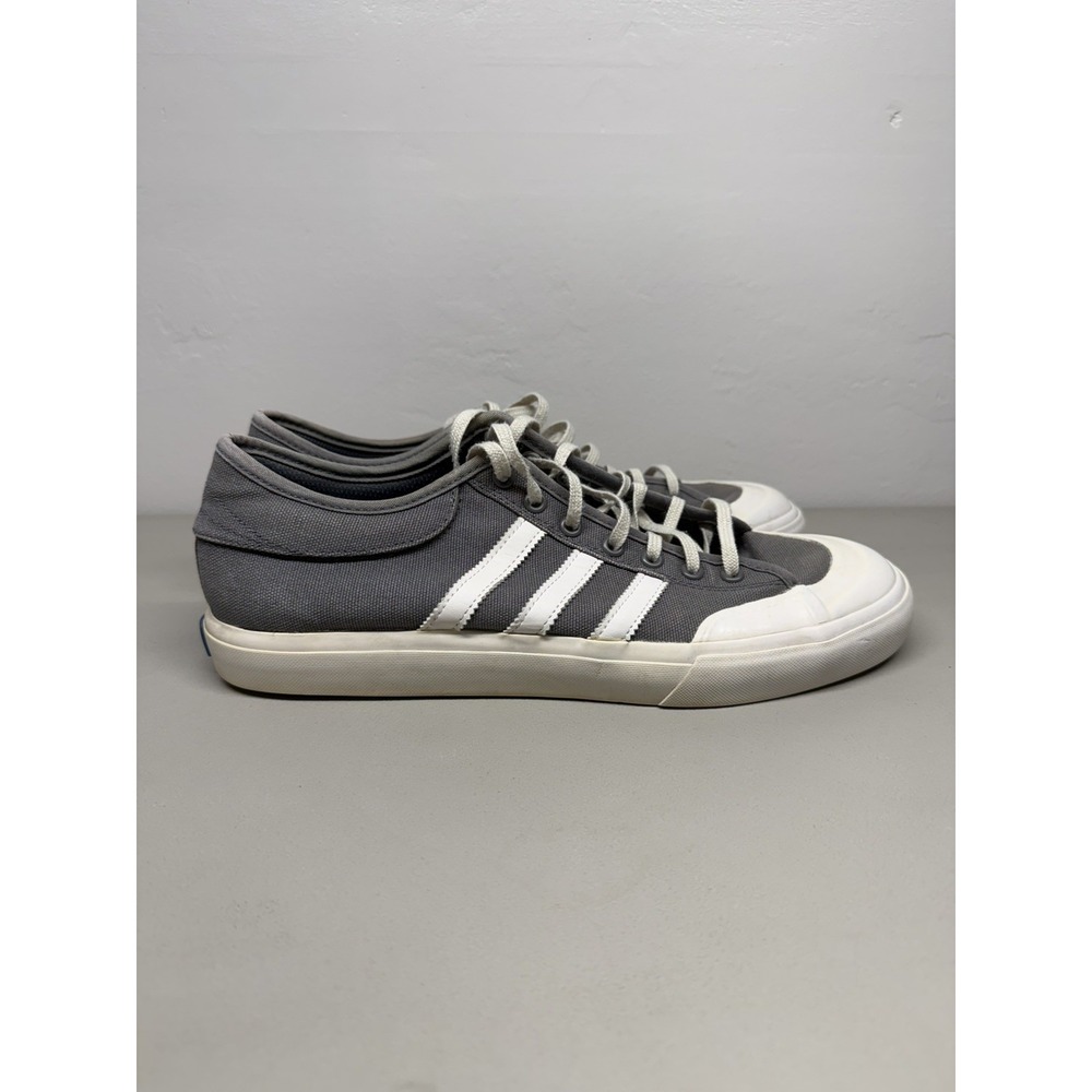adidas CQ1113 Matchcourt Grey White Gum Canvas Skateboard Sneaker Sz 11 Retro